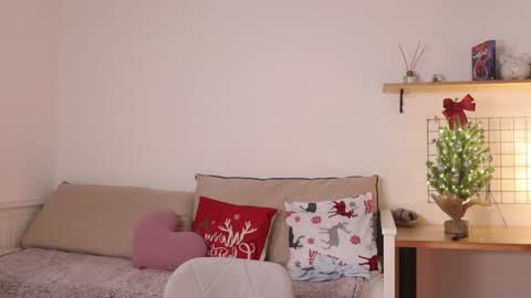 Annie online show from 01-06-25, 04:26