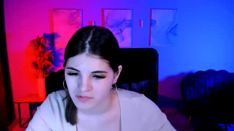 Snapshot of _tessa_moon chatting on 03-15-26, 08:26 _tessa_moon online show from 03-15-26, 08:26