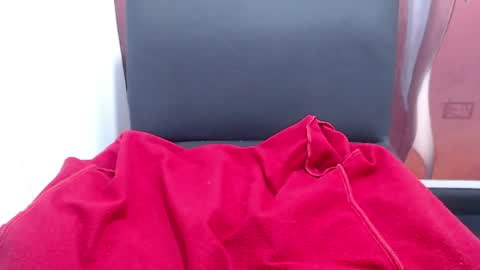 Snapshot of _thamaraa_ chatting on 07-17-26, 02:56 Tamara online show from 07-17-26, 02:56