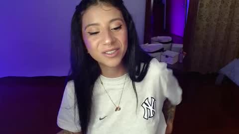 Snapshot of _the_dark_side_of_the_moon_ chatting on 11-23-25, 02:44 _the_dark_side_of_the_moon_ online show from 11-23-25, 02:44