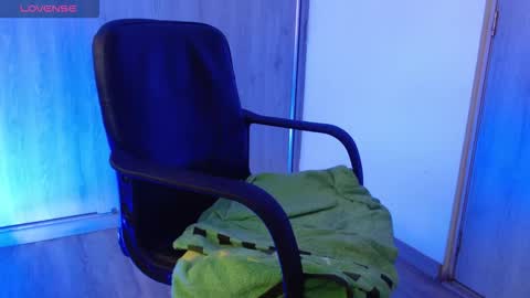 Rousse  online show from 02-20-26, 07:25