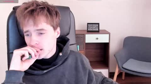 _tokyo_ghoul online show from 01-10-25, 05:15