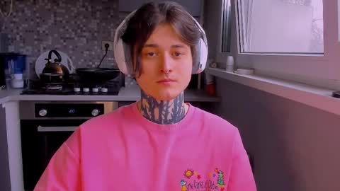 _torfin_ online show from 04-03-26, 10:57