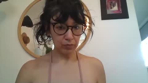 _tutti_frutti_ online show from 03-02-26, 10:49