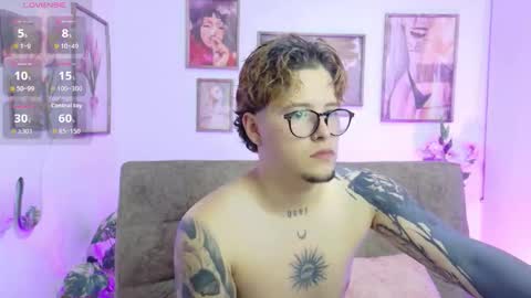 _tyleer_ online show from 10-10-25, 03:49