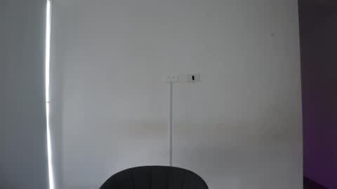 Anastasia Vahos online show from 12-13-24, 08:58