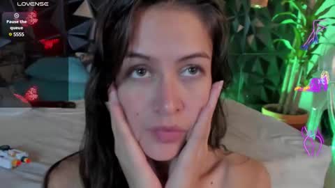 Snapshot of _valentina_69 chatting on 12-10-24, 06:54 _valentina_69 online show from 12-10-24, 06:54