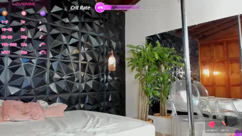 Snapshot of _valentina_69 chatting on 02-07-25, 12:53 _valentina_69 online show from 02-07-25, 12:53