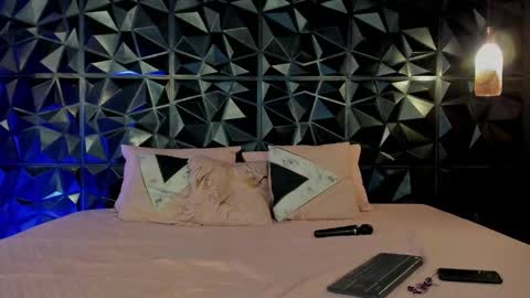 Snapshot of _valentina_69 chatting on 02-27-25, 03:58 _valentina_69 online show from 02-27-25, 03:58