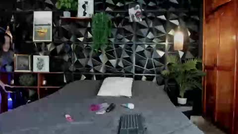 Snapshot of _valentina_69 chatting on 09-10-25, 02:39 _valentina_69 online show from 09-10-25, 02:39