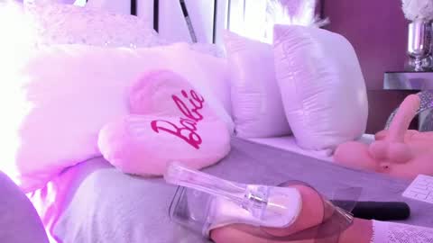 Snapshot of _valeria___ chatting on 02-07-25, 01:47 valeria jade online show from 02-07-25, 01:47