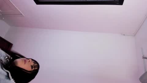 Snapshot of _valeria_saenz_ chatting on 06-14-26, 03:19 _valeria_saenz_ online show from 06-14-26, 03:19