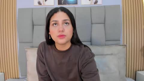 Snapshot of _valerycooper chatting on 05-21-26, 11:39 _valerycooper online show from 05-21-26, 11:39