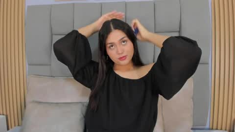 Snapshot of _valerycooper chatting on 05-29-26, 12:03 _valerycooper online show from 05-29-26, 12:03