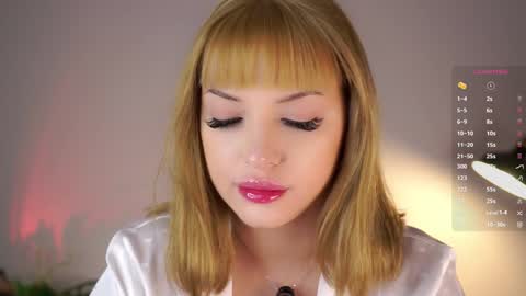 Viola online show from 09-23-25, 06:11