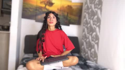 Violeta online show from 01-04-25, 03:40