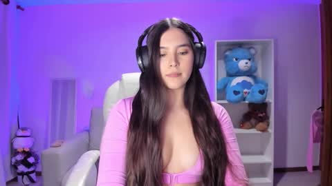 Fernanda  online show from 11-06-25, 07:31