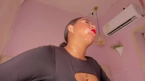 _wendy_x online show from 05-18-26, 11:38