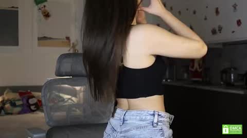 Kristina online show from 12-17-25, 12:22