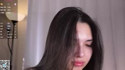 Anna online show from 10-25-25, 07:08