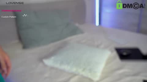 Lily online show from 02-22-25, 08:09