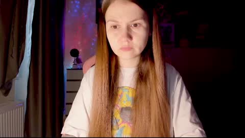 Snapshot of _witch__ chatting on 01-07-25, 07:52 Enni online show from 01-07-25, 07:52