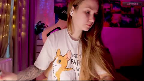 Snapshot of _witch__ chatting on 02-05-25, 07:29 Enni online show from 02-05-25, 07:29