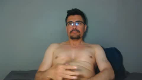 Snapshot of _xbesteb11 chatting on 06-20-26, 10:34 _xbesteb11 online show from 06-20-26, 10:34