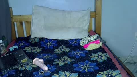 Snapshot of _xrated chatting on 06-28-26, 01:11 xrated online show from 06-28-26, 01:11