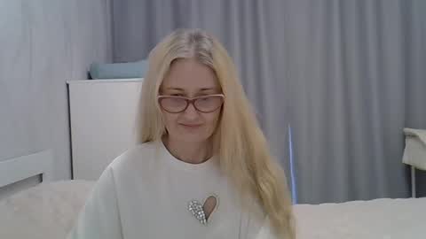 _xsharonx_ online show from 02-01-25, 11:10