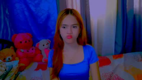 Snapshot of _xxlilly chatting on 05-18-26, 07:47 _xxlilly online show from 05-18-26, 07:47