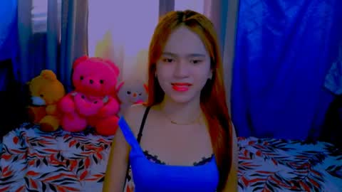 Snapshot of _xxlilly chatting on 05-23-26, 05:34 _xxlilly online show from 05-23-26, 05:34