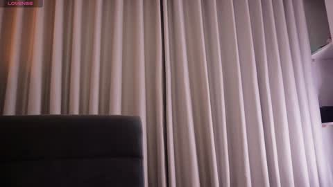 Macca and Ana online show from 12-25-24, 04:54