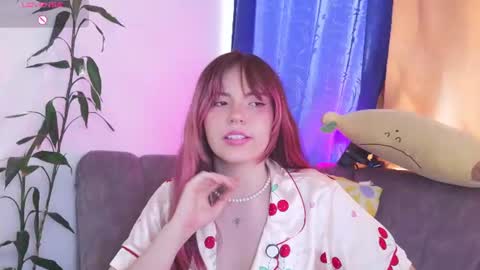 Snapshot of _yourcherrybomb chatting on 07-10-26, 08:00 _yourcherrybomb online show from 07-10-26, 08:00