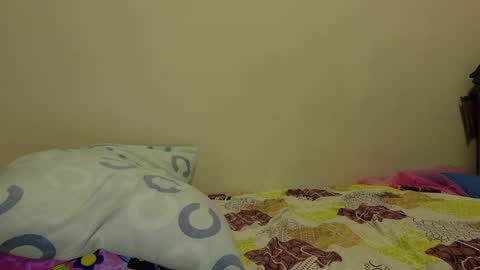 Snapshot of _yourmyonlyb_22 chatting on 06-26-26, 12:04 cherry online show from 06-26-26, 12:04