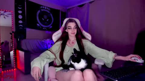 Roxy online show from 12-23-24, 06:48