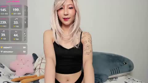 Snapshot of _yuriko chatting on 06-12-26, 10:41 Mia online show from 06-12-26, 10:41