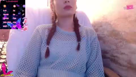 Snapshot of _yuyi chatting on 06-25-26, 03:39 Yuyi online show from 06-25-26, 03:39