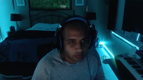 Snapshot of a4orce chatting on 03-05-25, 06:01 a4orce online show from 03-05-25, 06:01