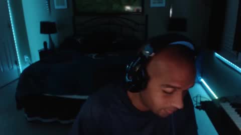 Snapshot of a4orce chatting on 09-10-25, 02:11 a4orce online show from 09-10-25, 02:11