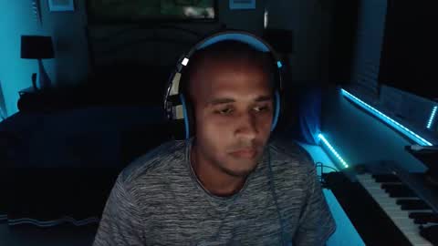 Snapshot of a4orce chatting on 10-10-25, 02:10 a4orce online show from 10-10-25, 02:10