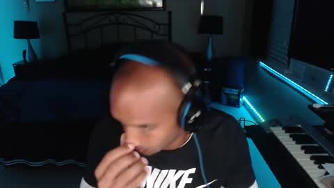 Snapshot of a4orce chatting on 10-14-25, 01:28 a4orce online show from 10-14-25, 01:28