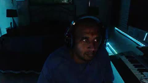 Snapshot of a4orce chatting on 10-15-25, 02:01 a4orce online show from 10-15-25, 02:01