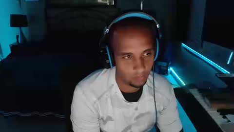 Snapshot of a4orce chatting on 10-16-25, 03:51 a4orce online show from 10-16-25, 03:51