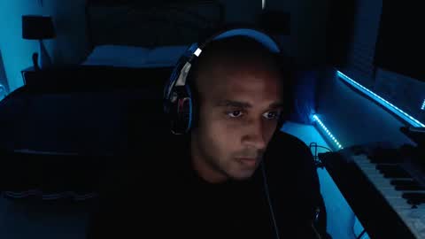 Snapshot of a4orce chatting on 11-01-25, 02:13 a4orce online show from 11-01-25, 02:13