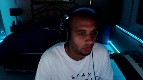 Snapshot of a4orce chatting on 06-19-26, 01:43 a4orce online show from 06-19-26, 01:43