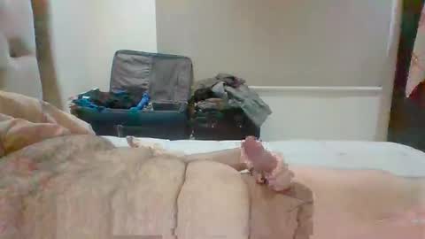 Snapshot of a7med1982 chatting on 10-31-25, 01:34 Big Dave online show from 10-31-25, 01:34