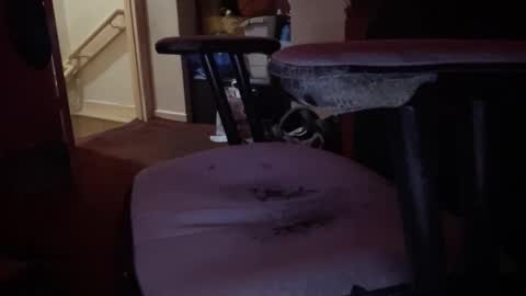 Snapshot of a_king1234 chatting on 11-03-25, 11:48 a_king1234 online show from 11-03-25, 11:48