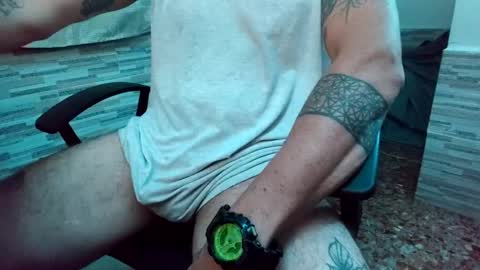 Snapshot of a_reii_ chatting on 01-13-26, 05:13 a_reii_ online show from 01-13-26, 05:13