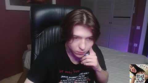 Kris Michael online show from 12-15-25, 04:44